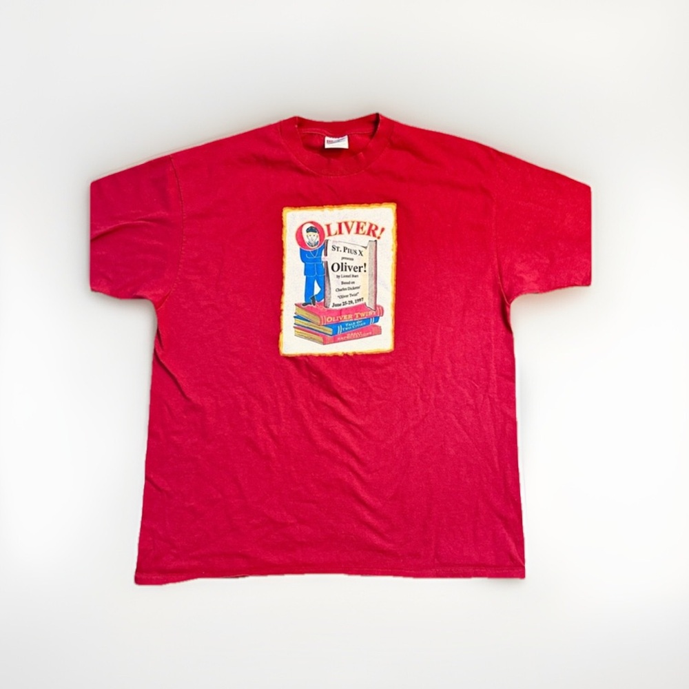 Vtg Oliver Twist tee